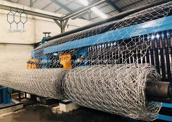comprare Servo motor controllato Gabion tessitura macchina per la lunghezza di torsione regolabile fabbricazione online