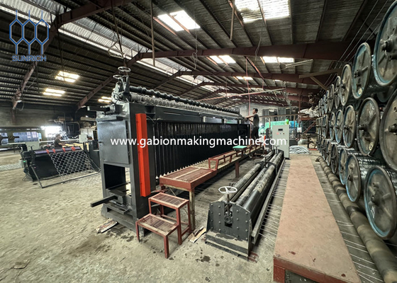 comprare 2m-4m Automatica Hexagonal Wire Netting Machine Diametro del filo 1.6-4.0mm Maglia 90x130mm fabbricazione online