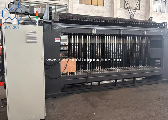 comprare Linea di produzione di maglie di gabione completamente automatica per la stabilizzazione delle pendici su larga scala e il controllo dell'erosione fabbricazione online